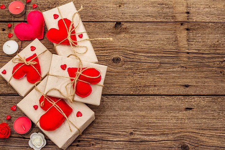 San Valentín: los regalos para el día de los enamorados llegan con